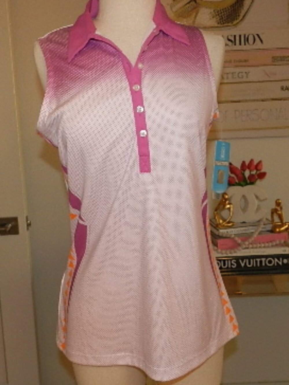 NWT Women's PGA Tour Sleeveless Print Polo Golf Top Size Medium Rosebud